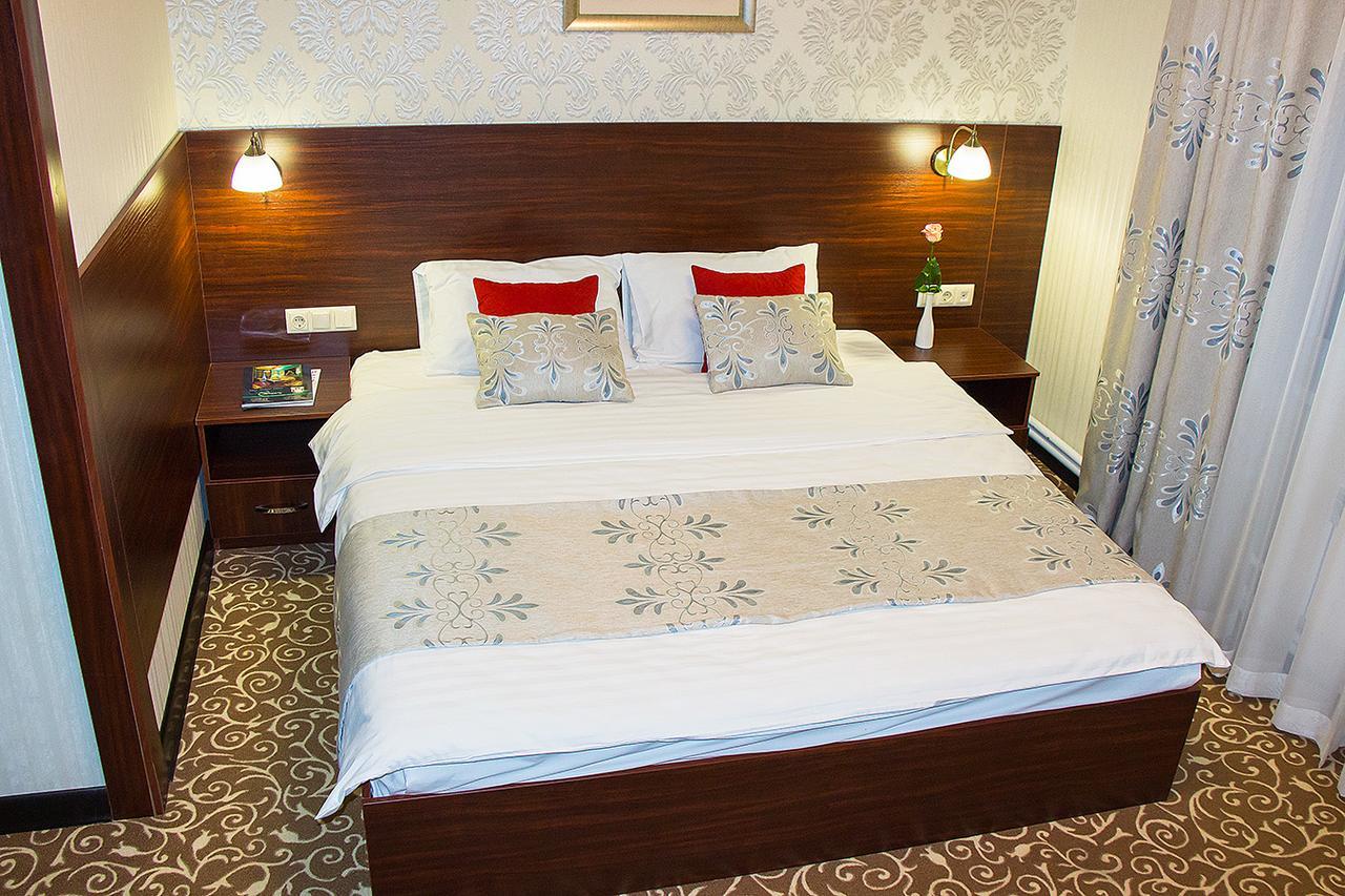 Silk Way Hotel Almaty Eksteriør billede